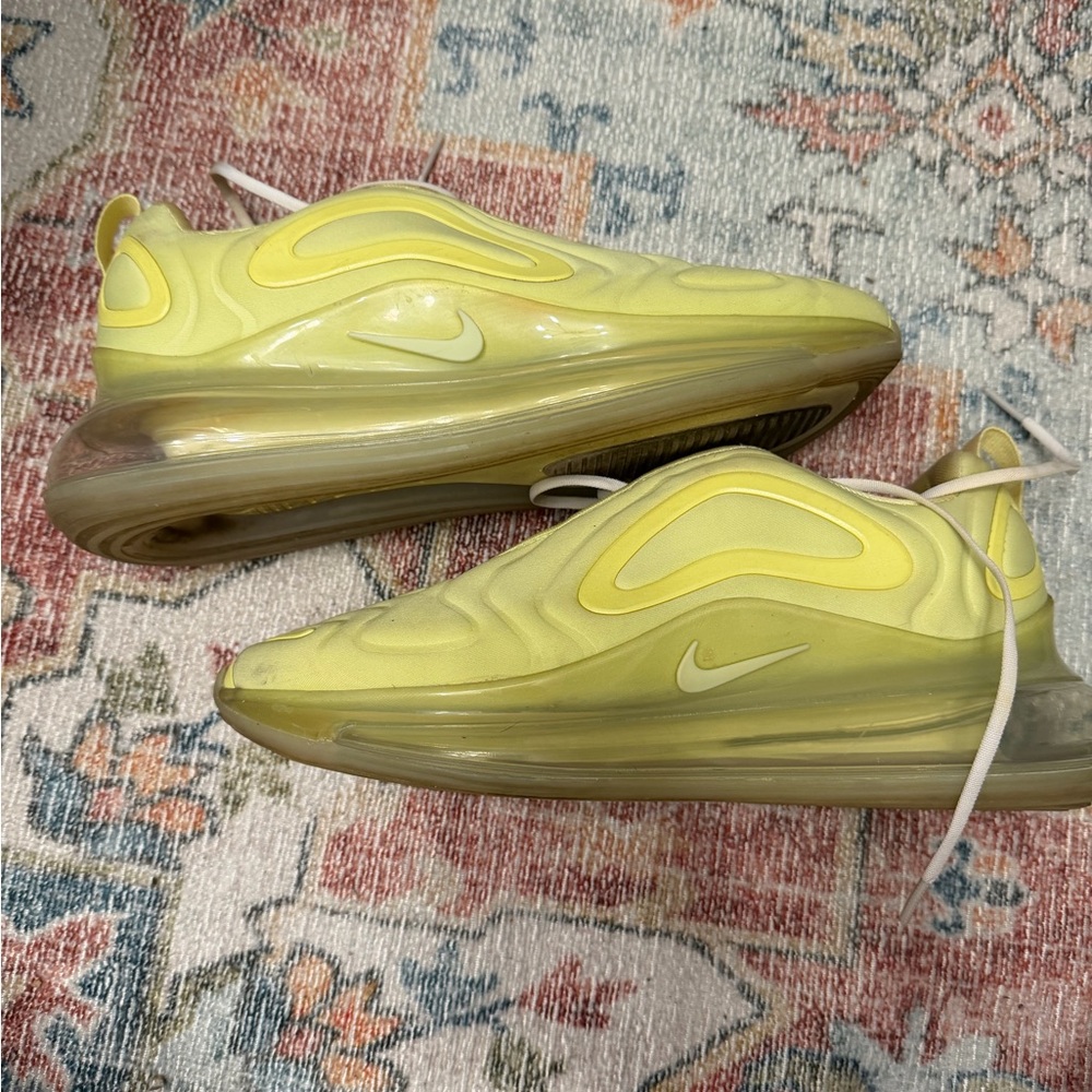 Nike Air Max Size 9